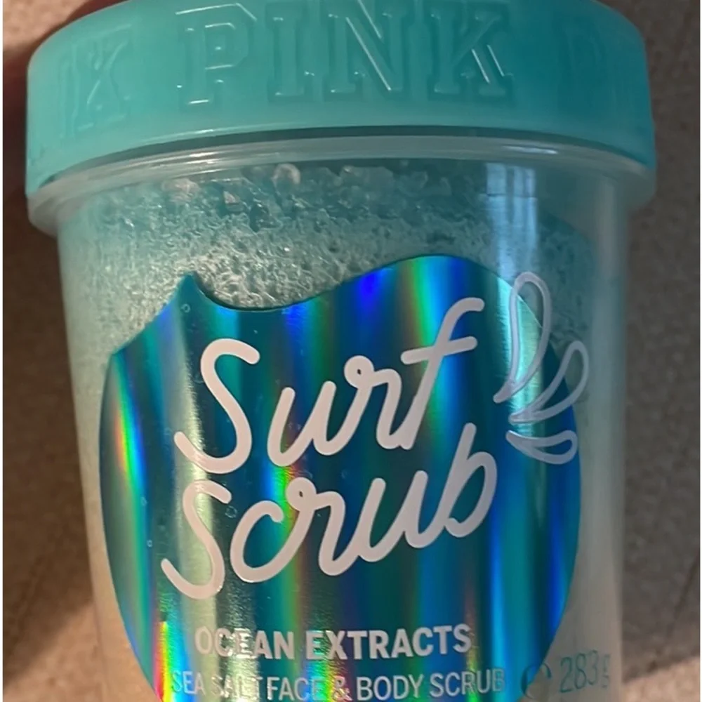 PINK Surf Scrub 10oz